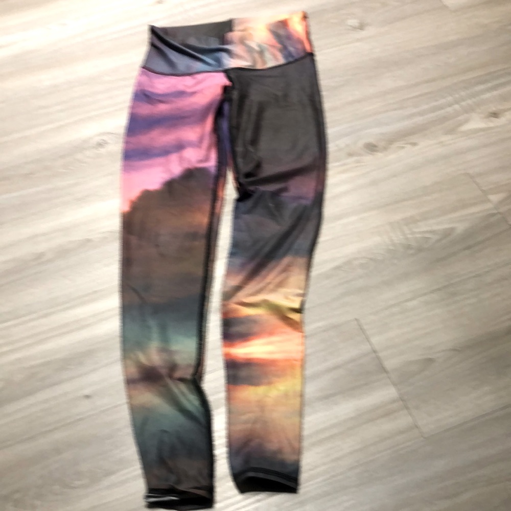 Teeki leggings
